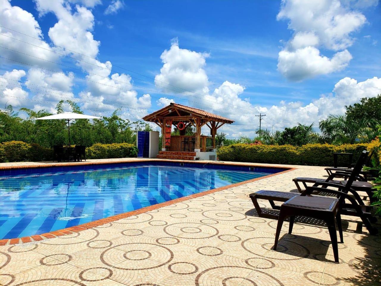 Hotel Campestre Cafe Tropical Quimbaya Exteriör bild
